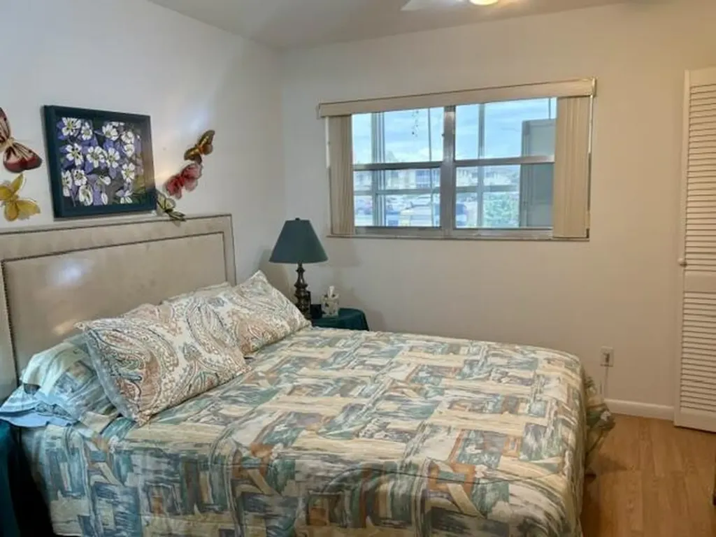 749 Monaco P Delray Beach FL 33446