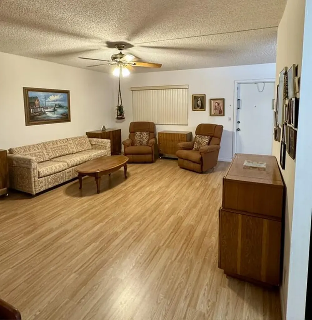 749 Monaco P Delray Beach FL 33446