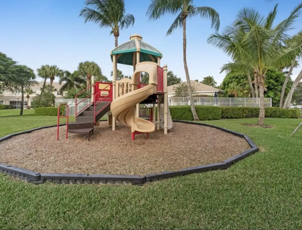 5113 SE Palmbrooke Circle SE West Palm Beach FL 33417