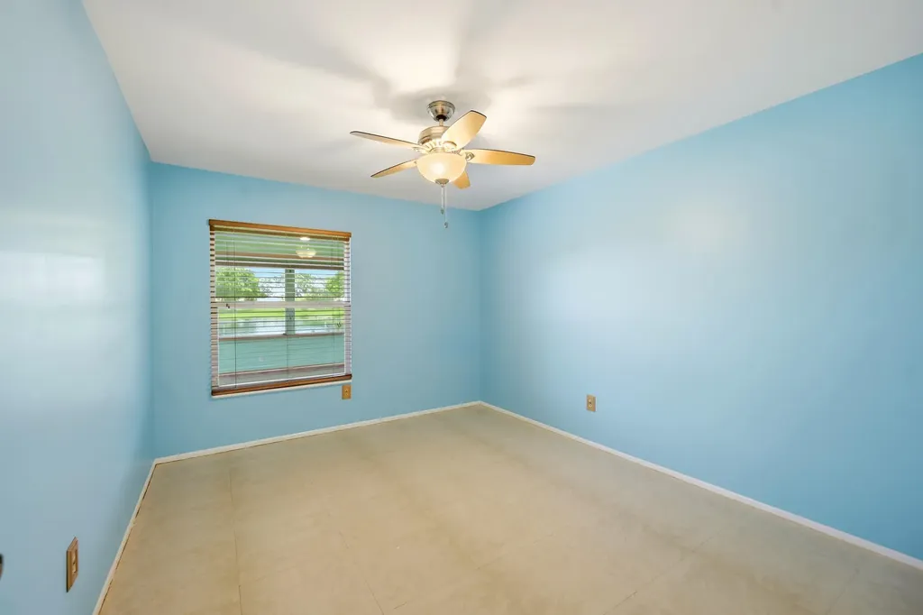 8131 Country Park Drive Boca Raton FL 33433