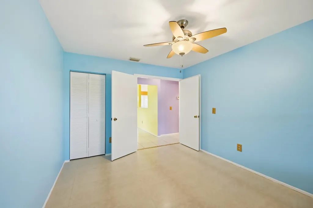 8131 Country Park Drive Boca Raton FL 33433