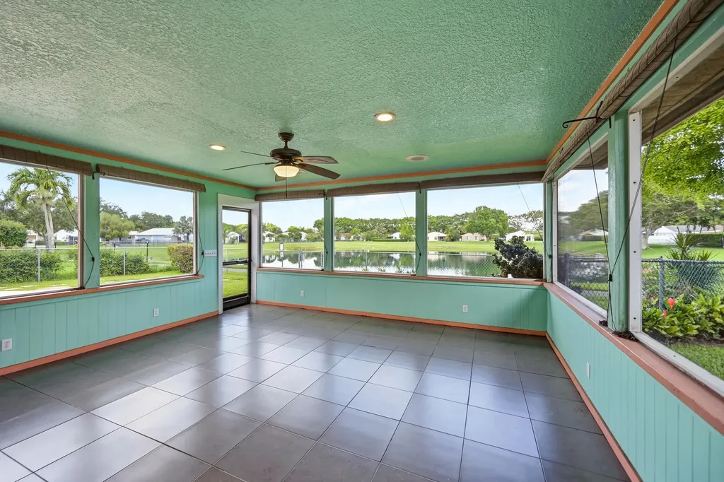 8131 Country Park Drive Boca Raton FL 33433