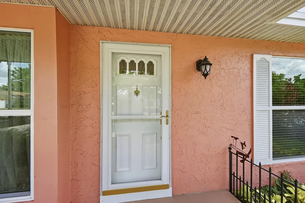 8131 Country Park Drive Boca Raton FL 33433