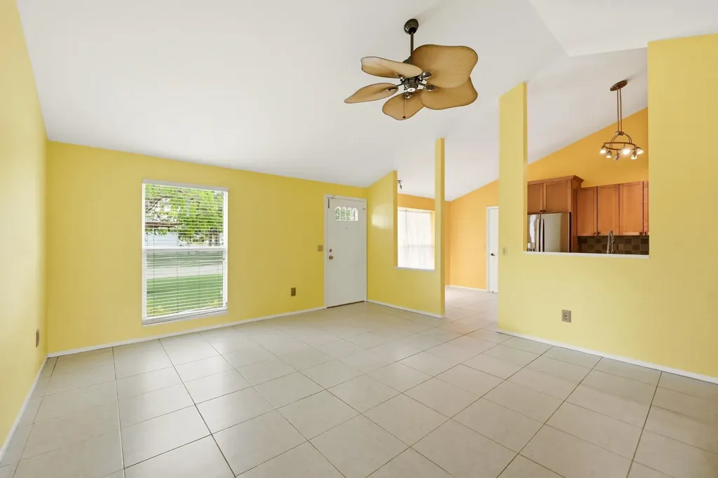 8131 Country Park Drive Boca Raton FL 33433