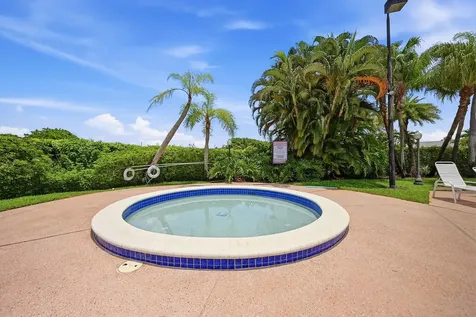 8131 Country Park Drive Boca Raton FL 33433