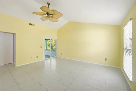 8131 Country Park Drive Boca Raton FL 33433