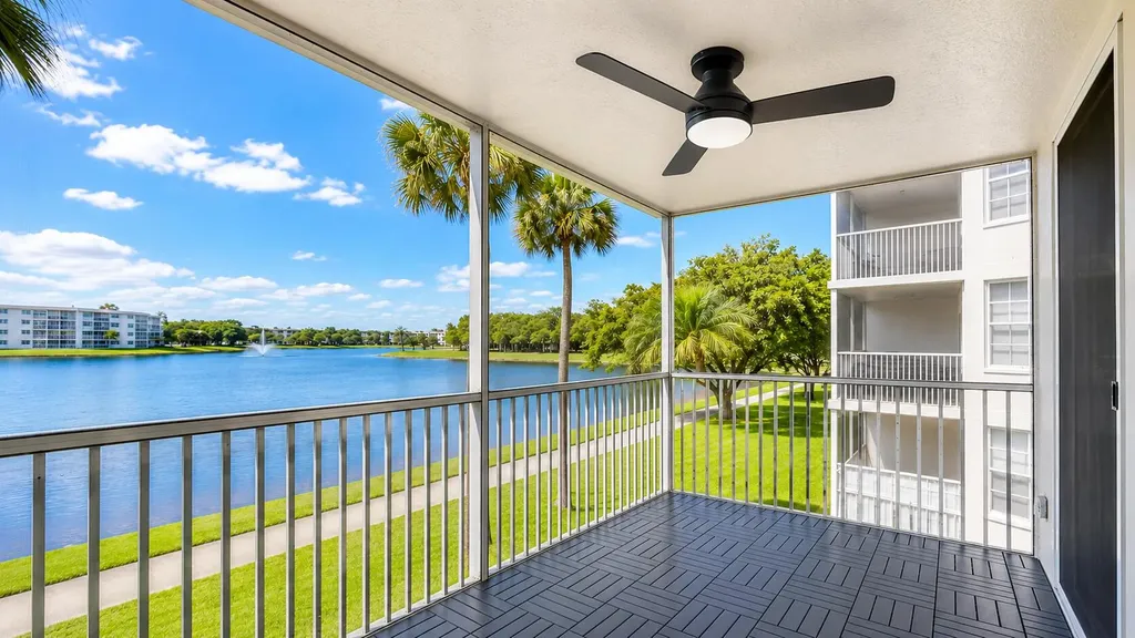 2900 N Course Drive Pompano Beach FL 33069
