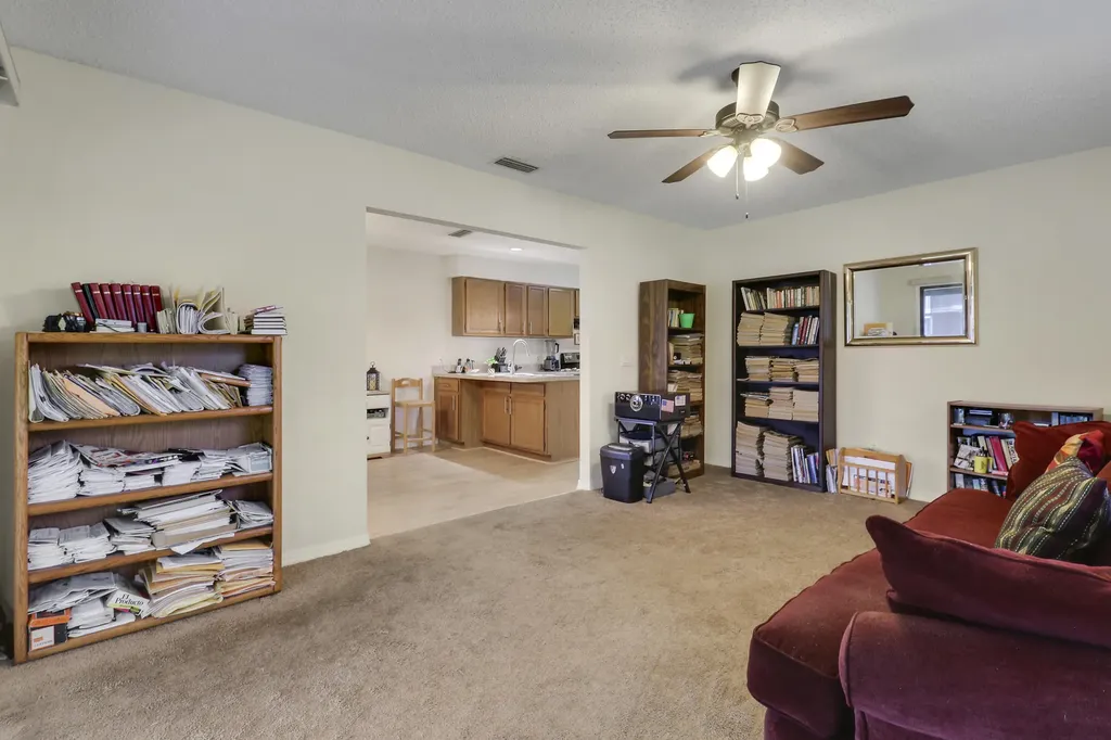 464 NW Ravenswood Lane Port St Lucie FL 34983