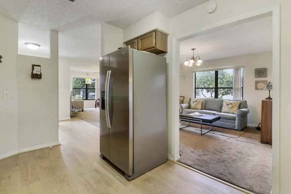 464 NW Ravenswood Lane Port St Lucie FL 34983