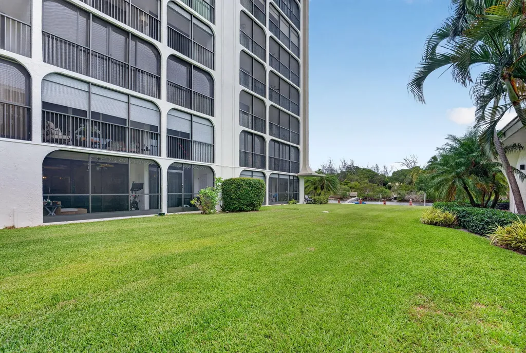 1627 Riverview Road Deerfield Beach FL 33441
