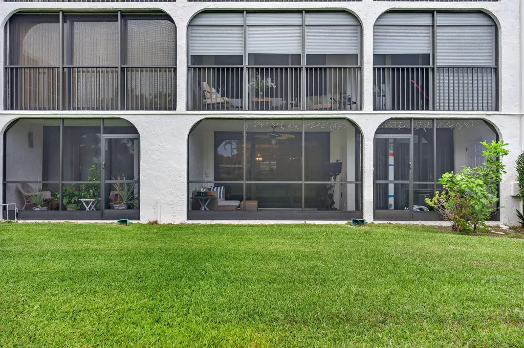 1627 Riverview Road Deerfield Beach FL 33441