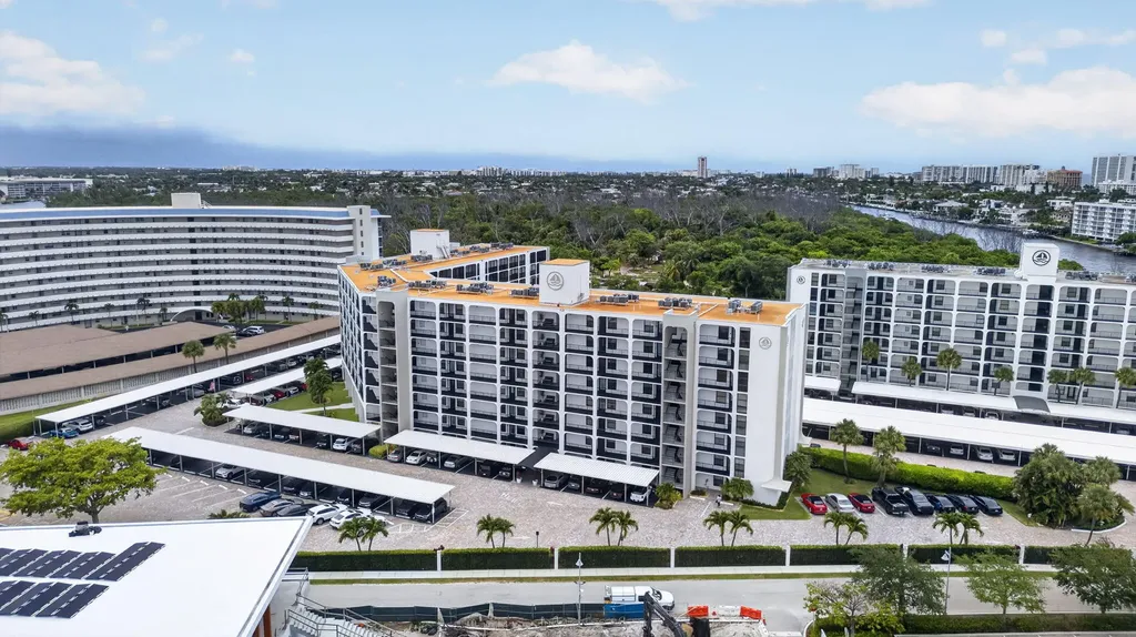 1627 Riverview Road Deerfield Beach FL 33441