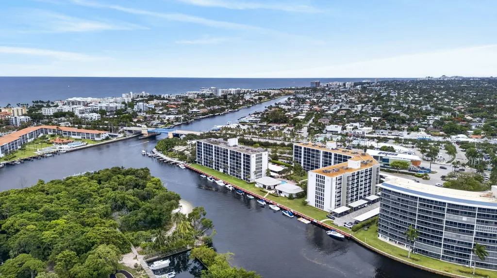 1627 Riverview Road Deerfield Beach FL 33441
