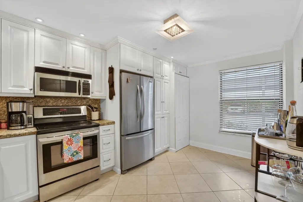 1627 Riverview Road Deerfield Beach FL 33441