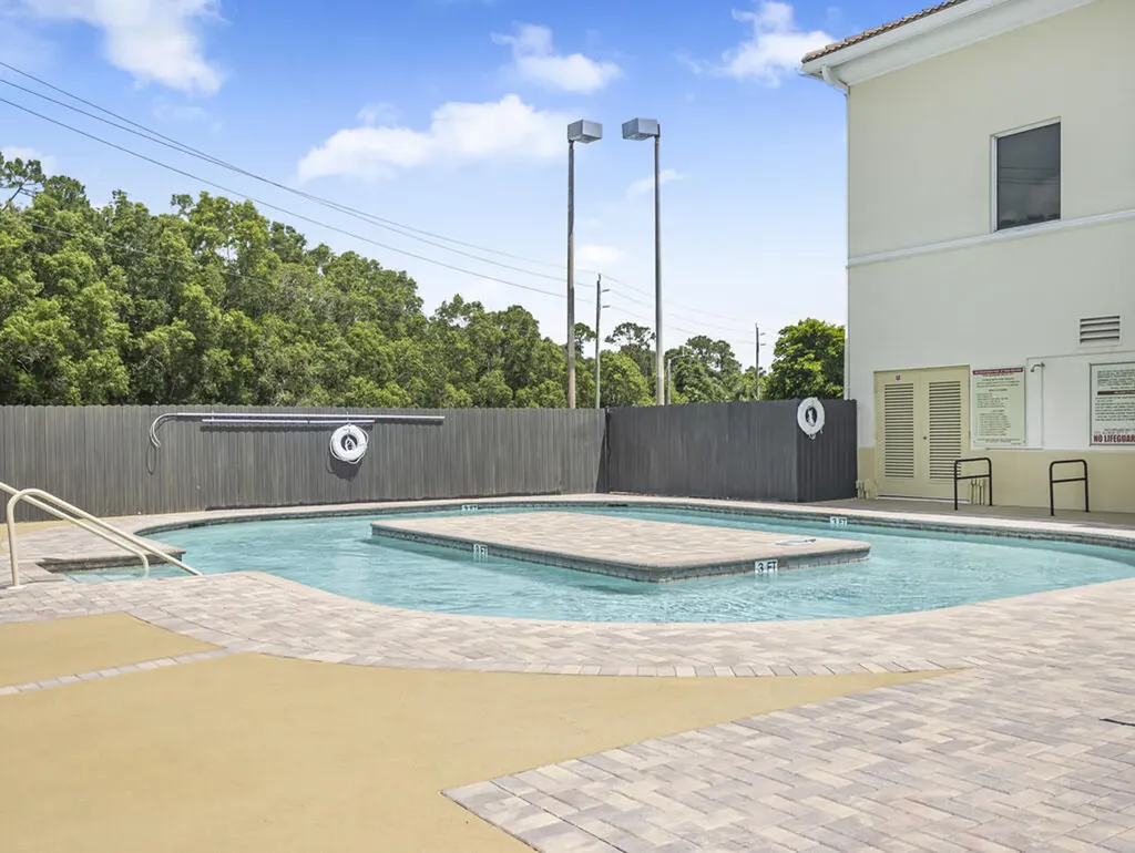 186 Norwich H West Palm Beach FL 33417