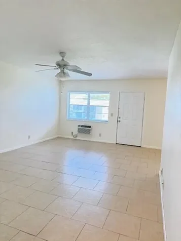 186 Norwich West Palm Beach FL 33417