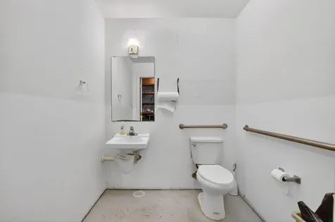 13 SW 10th Street Deerfield Beach FL 33441