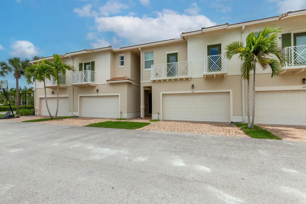 63 Dogwood Court Royal Palm Beach FL 33411