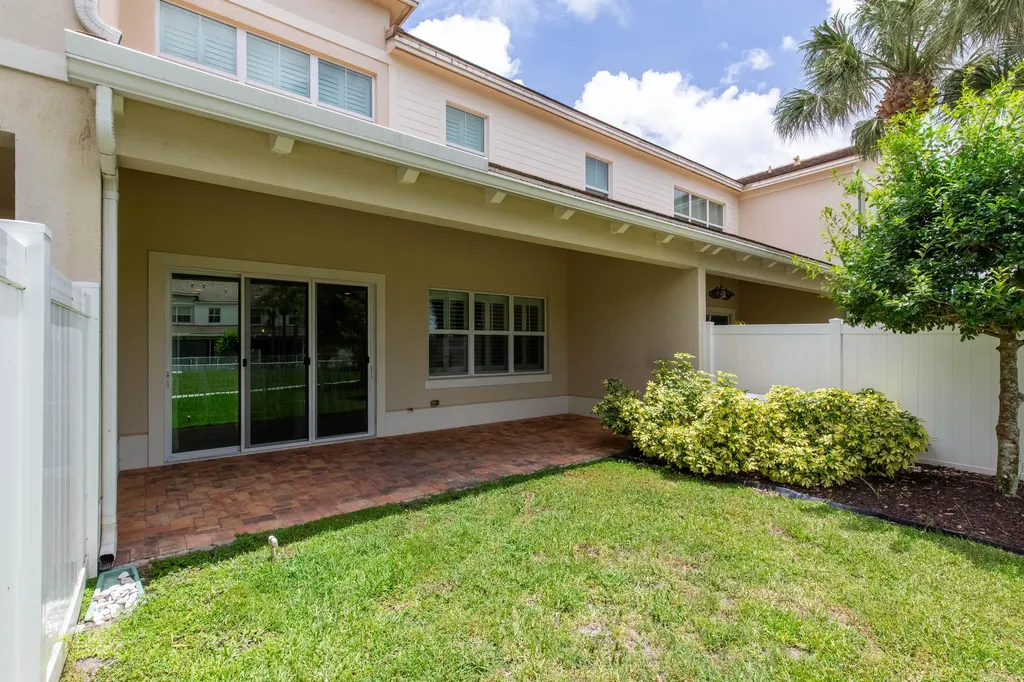 63 Dogwood Court Royal Palm Beach FL 33411
