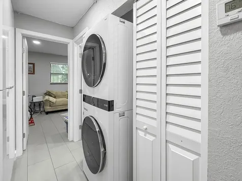 2607 NE 8th Avenue Wilton Manors FL 33334