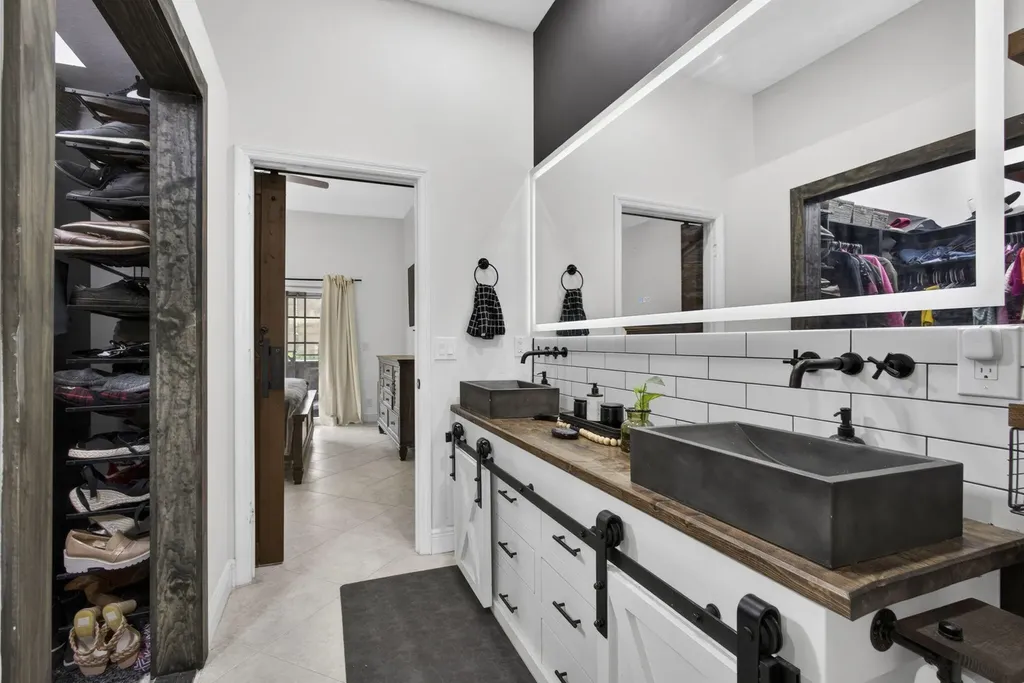 102 E Royal Pine Circle Court Royal Palm Beach FL 33411