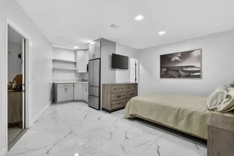 102 E Royal Pine Circle Court Royal Palm Beach FL 33411