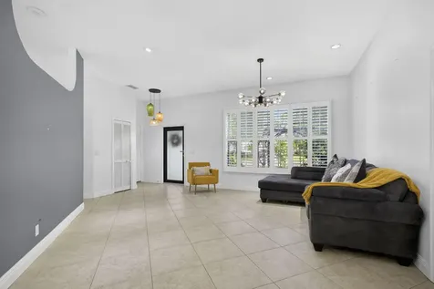 102 E Royal Pine Circle Court Royal Palm Beach FL 33411