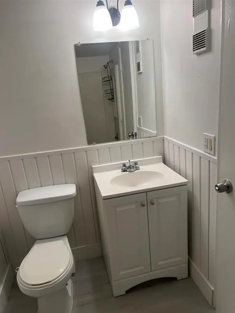 2501 Riverside Drive Coral Springs FL 33065