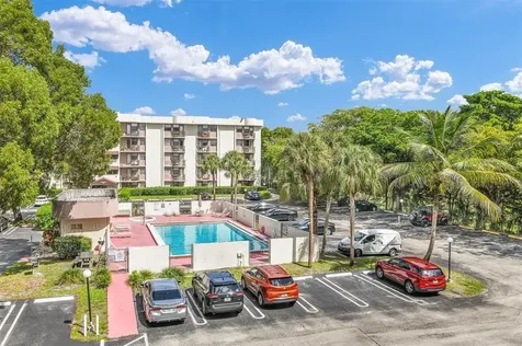2501 Riverside Drive Coral Springs FL 33065