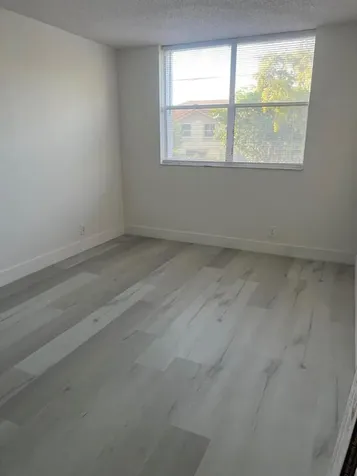 2501 Riverside Drive Coral Springs FL 33065