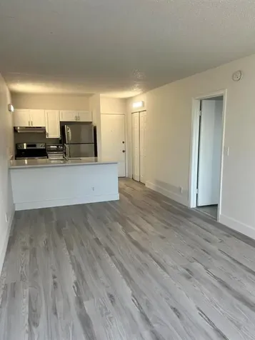 2501 Riverside Drive Coral Springs FL 33065