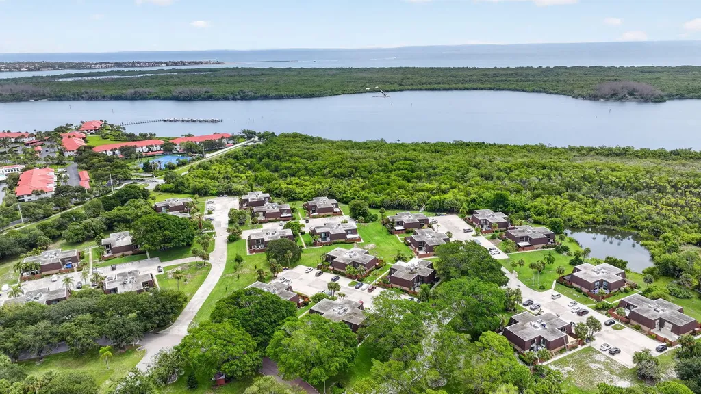 6202 SE Riverboat Drive Stuart FL 34997