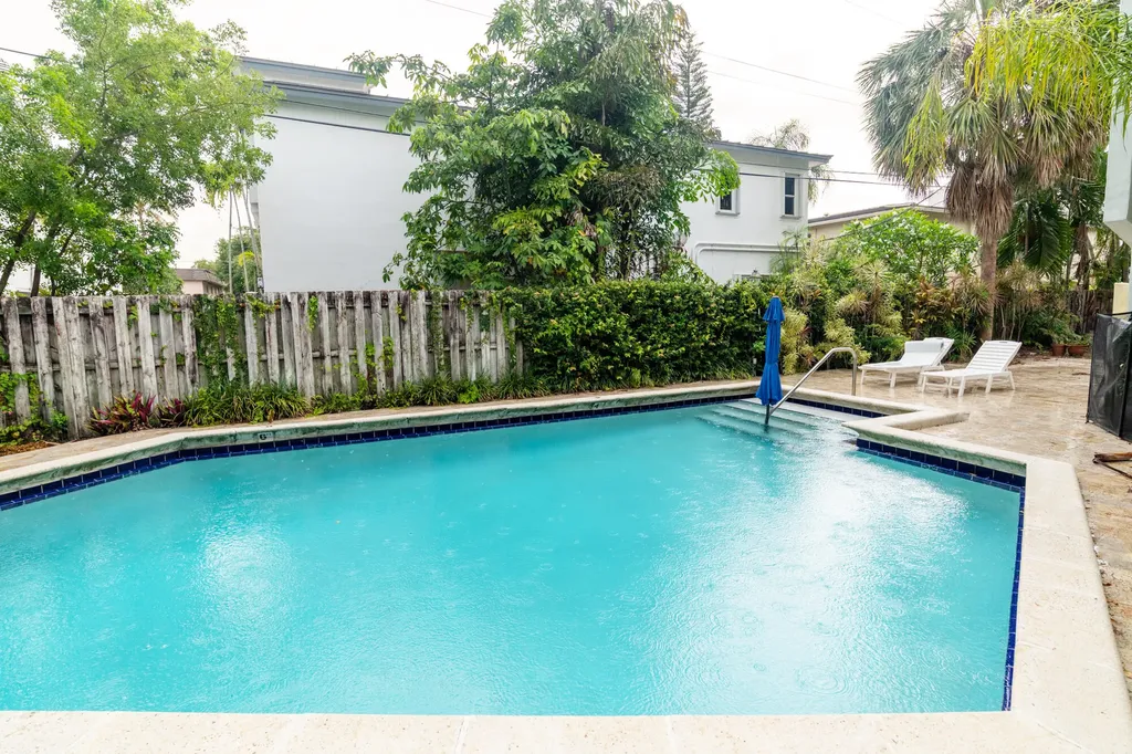 715 NE 1st Street Fort Lauderdale FL 33301