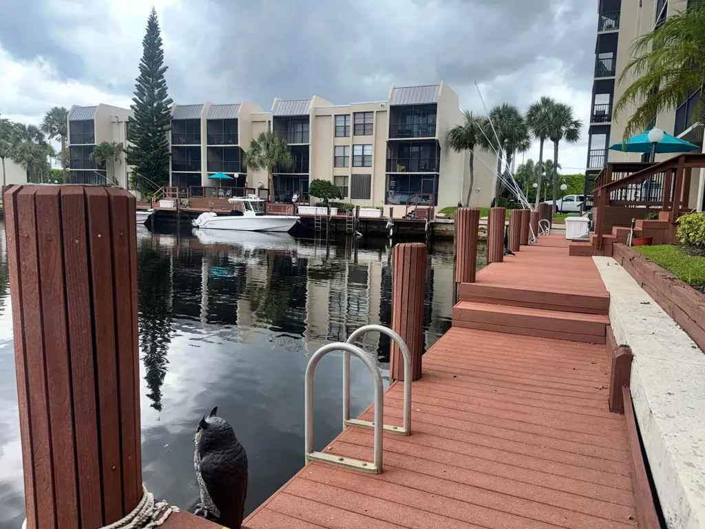 9 Royal Palm Way Boca Raton FL 33432