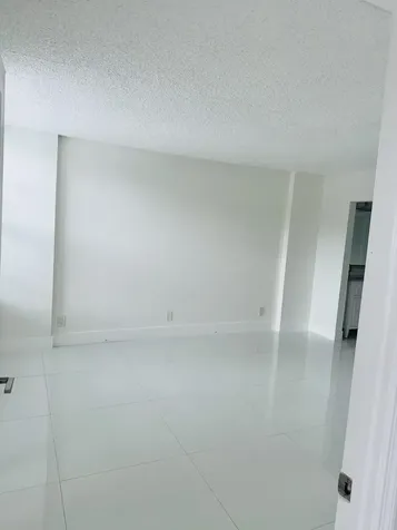 9 Royal Palm Way Boca Raton FL 33432