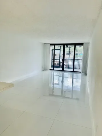 9 Royal Palm Way Boca Raton FL 33432