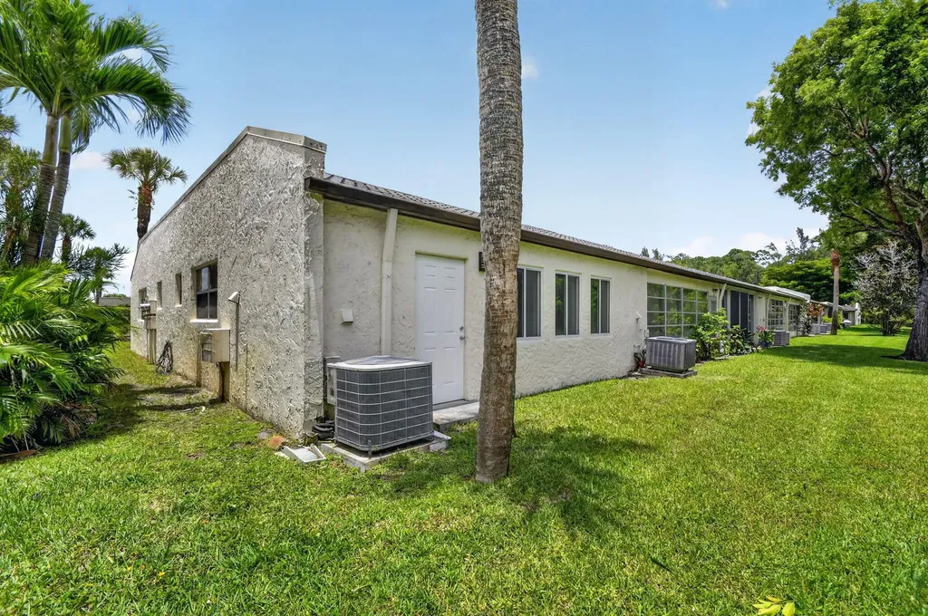 112 Lake Olive Drive Royal Palm Beach FL 33411