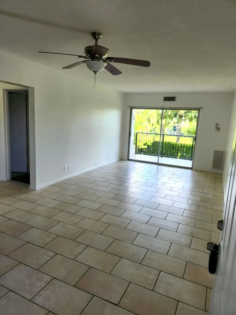 1021 Crystal Lake Drive Deerfield Beach FL 33064