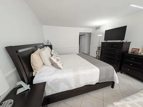 3140 S Ocean Drive Hallandale Beach FL 33009