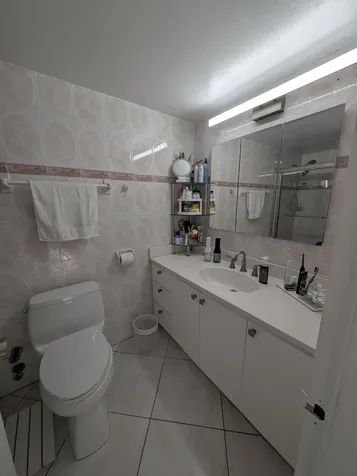 3140 S Ocean Drive Hallandale Beach FL 33009