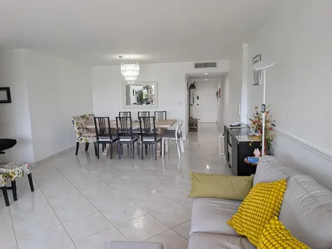 3140 S Ocean Drive Hallandale Beach FL 33009