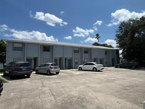 622 S 11th Street Fort Pierce FL 34950