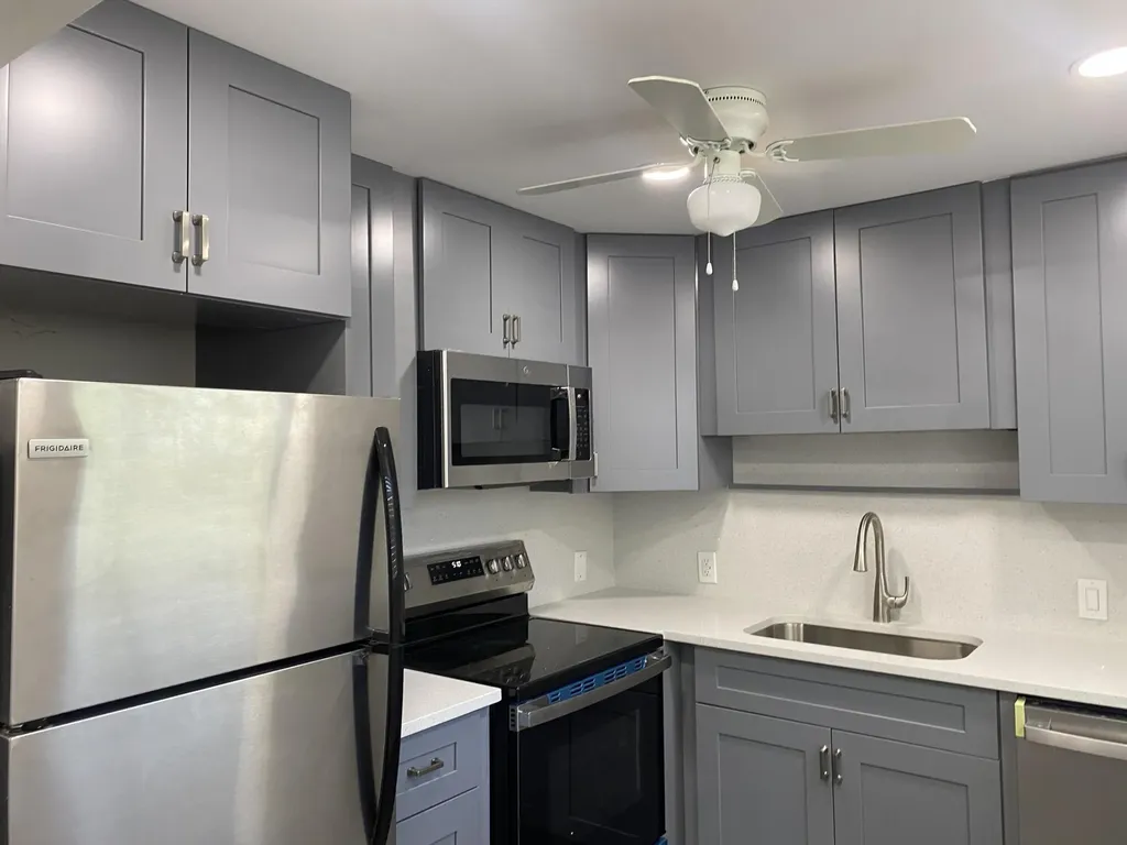 256 Mansfield Boca Raton FL 33434