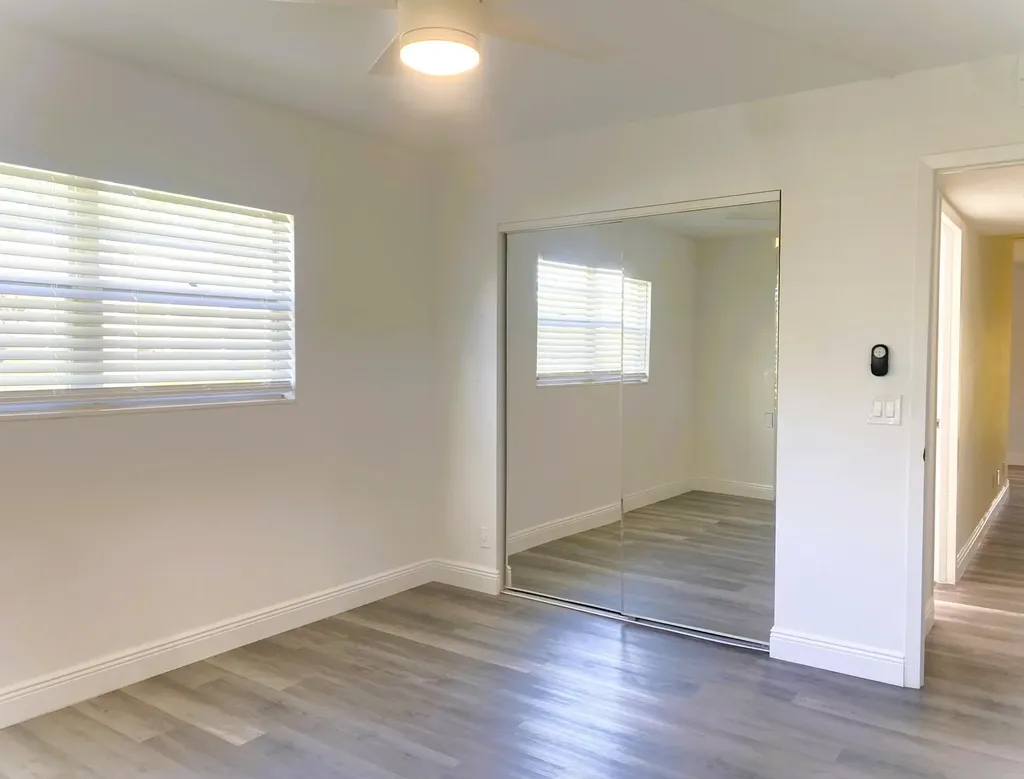 256 Mansfield Boca Raton FL 33434