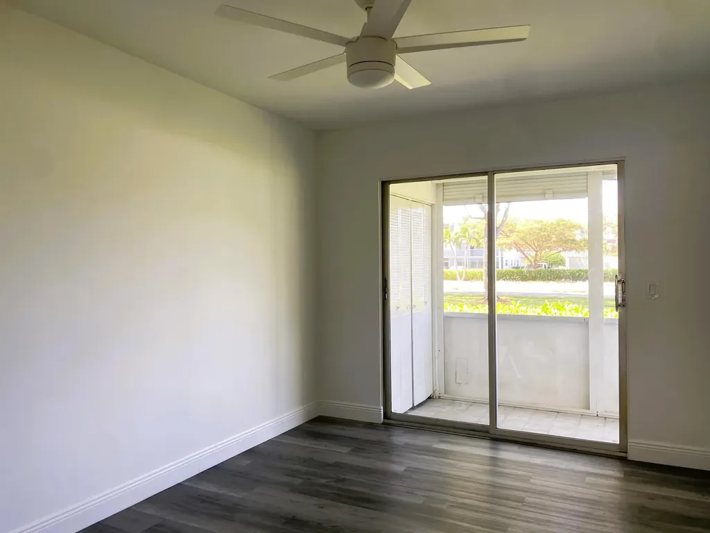 256 Mansfield Boca Raton FL 33434