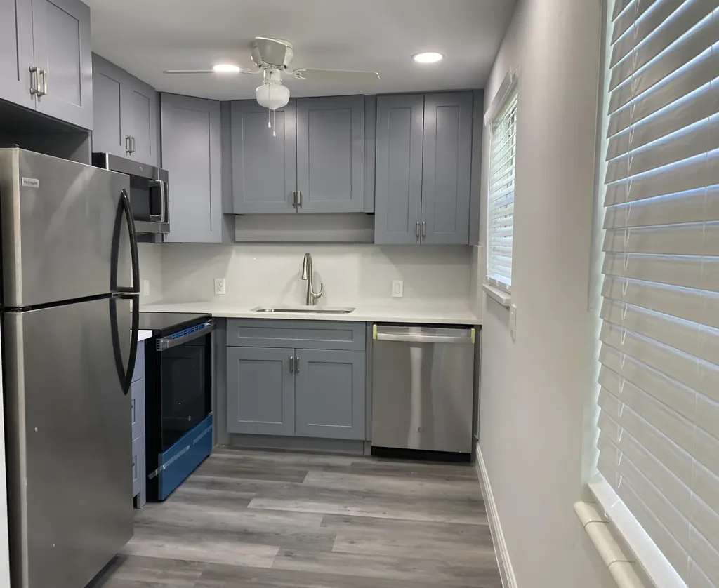 256 Mansfield Boca Raton FL 33434
