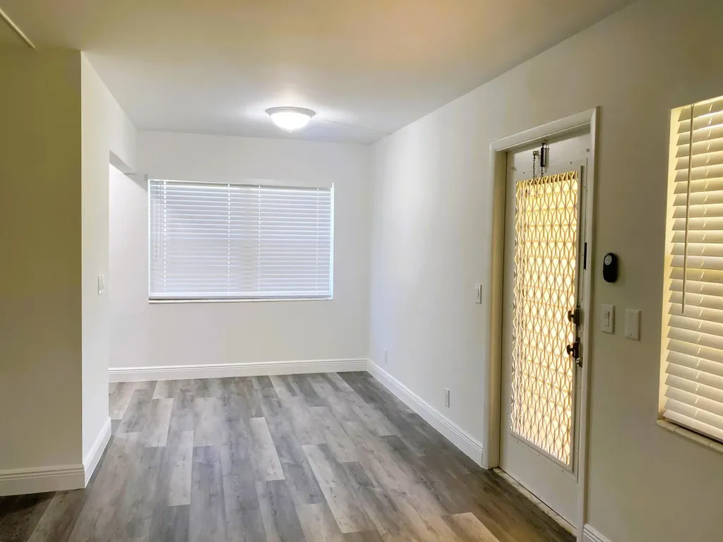 256 Mansfield Boca Raton FL 33434