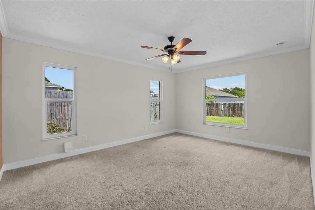 371 SW Butler Avenue Port St Lucie FL 34983