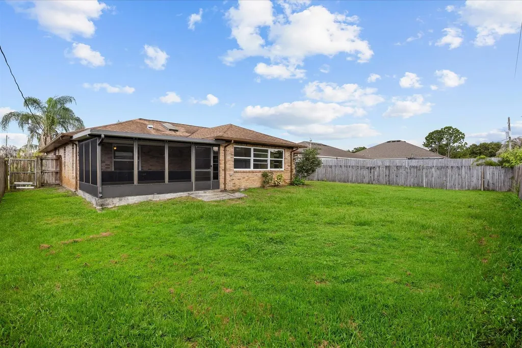 371 SW Butler Avenue Port St Lucie FL 34983