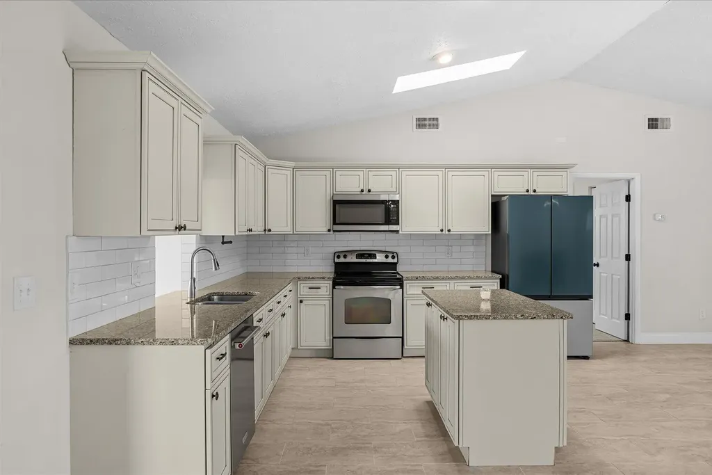 371 SW Butler Avenue Port St Lucie FL 34983